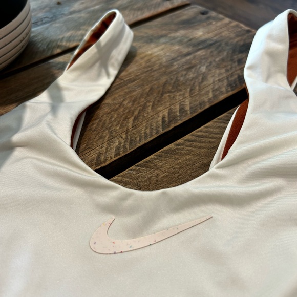 Nike Swim Women's Cut-Out One-Piece Swimsuit sexy sporty size small or medium. - Picture 6 of 6